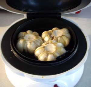 garlic roasting